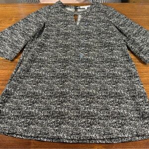 BCBGeneration Black and White Textured Shift Dress Short 3/4 Sleeve